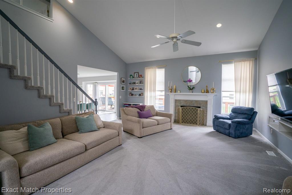 6175 FOXFIRE Circle, Clarkston, MI — Photo 11