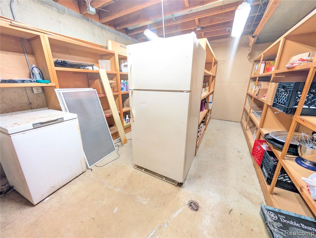 16012 Moross Road, Detroit, MI 48205 — Photo 33