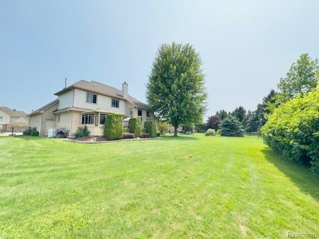 52611 FOREST HILL Drive, Chesterfield, MI 48047 — Photo 6