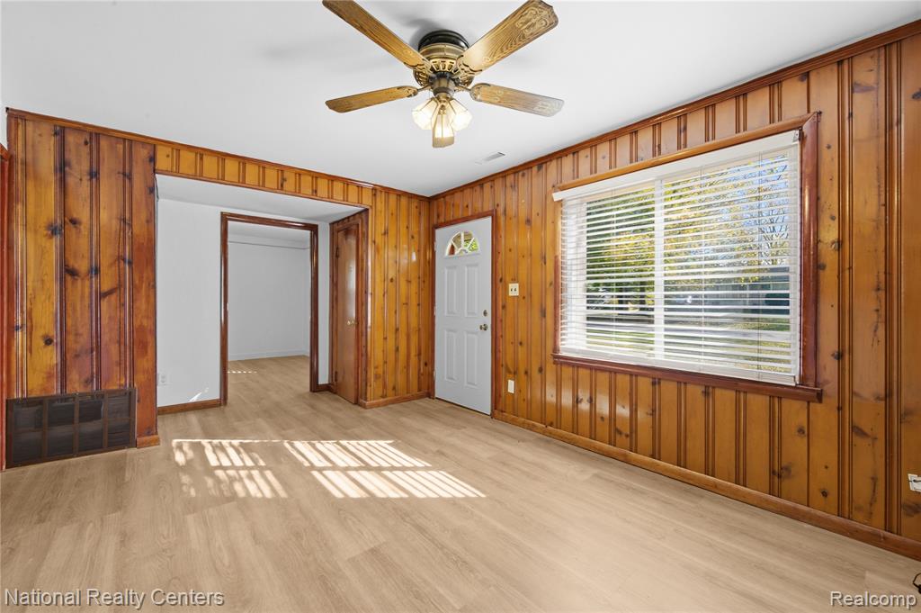 793 Hartland Avenue, Troy, MI 48083 — Photo 13