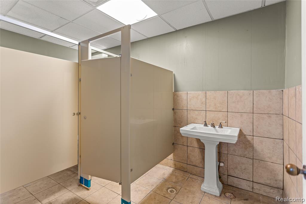 12062 Broadstreet Avenue, Detroit, MI 48204 — Photo 17