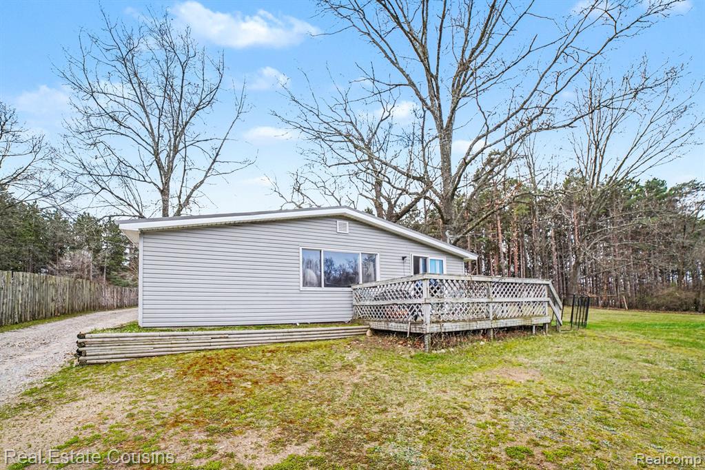 5881 Apple Hill Drive, Lake, MI 48632 — Photo 2