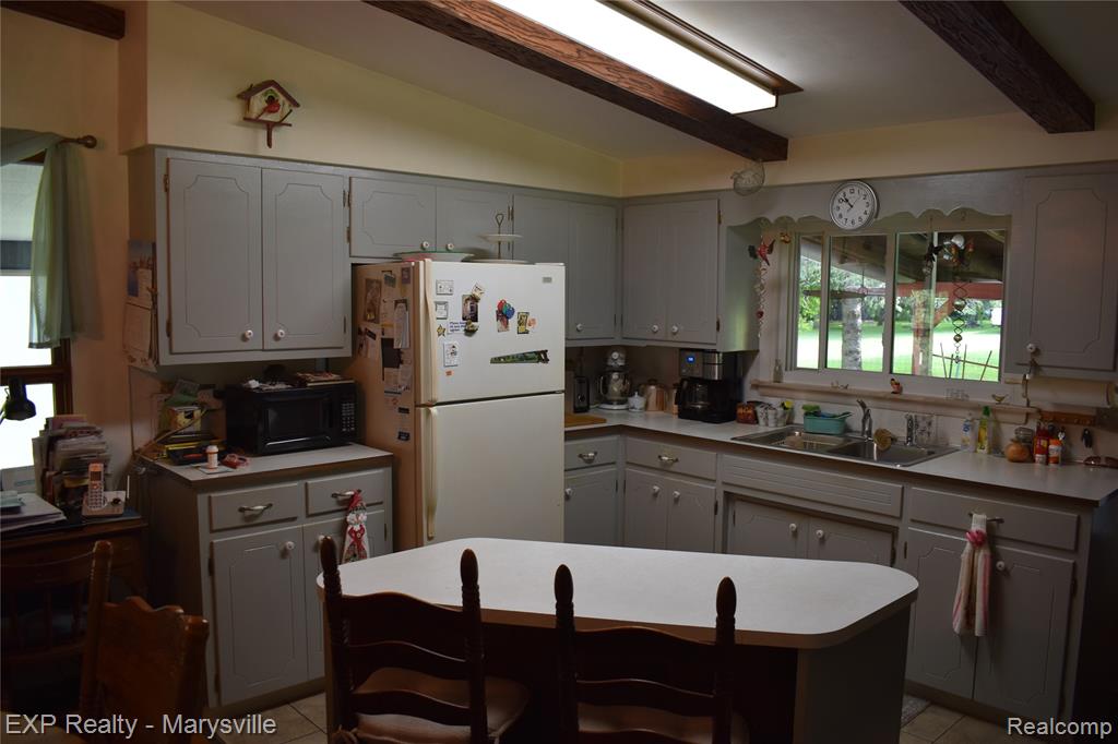 7710 Sparling Road, Wales, MI — Photo 6