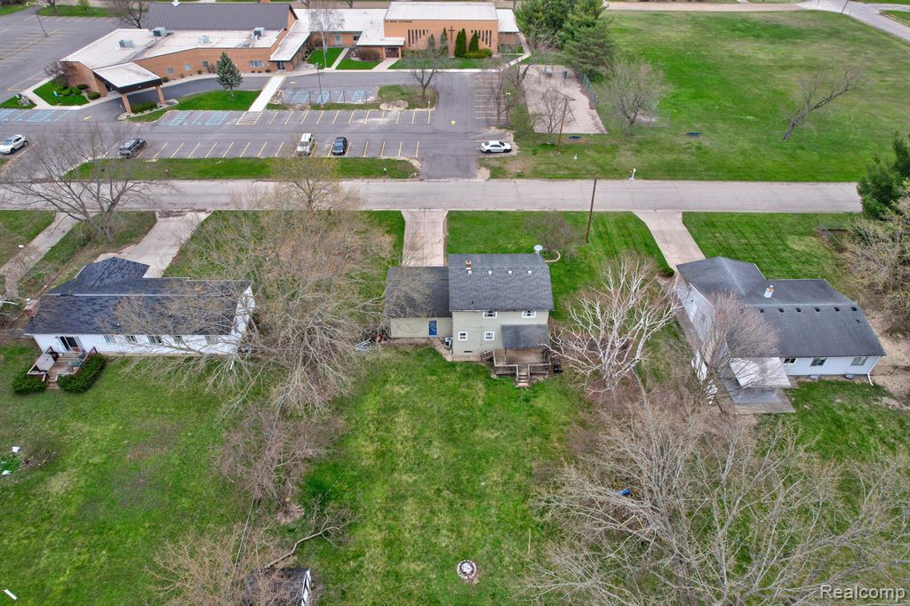 5084 DALY Boulevard, Flint, MI 48506 — Photo 7