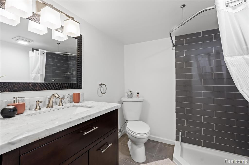 2325 Tyler Avenue, Berkley, MI 48072 — Photo 29
