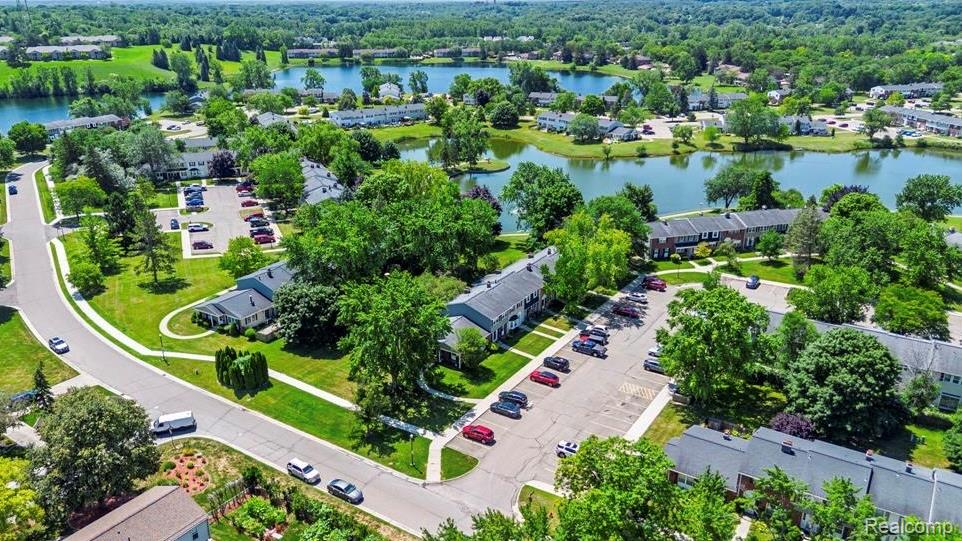 20204 Longwood Court, Northville, MI 48167 — Photo 21