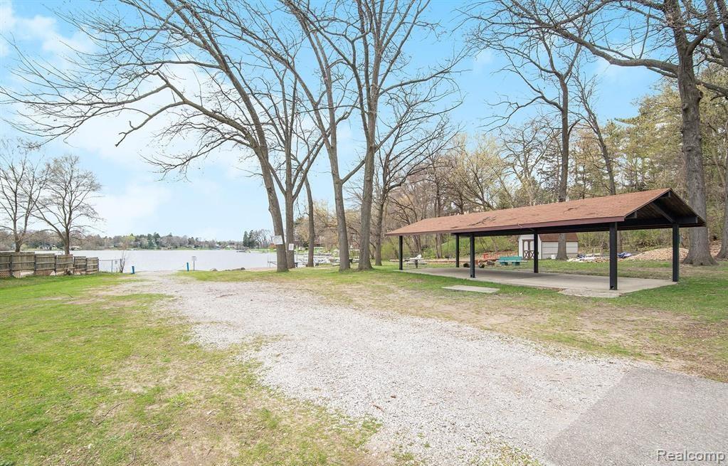 6579 Balmoral Terrace, Clarkston, MI — Photo 6