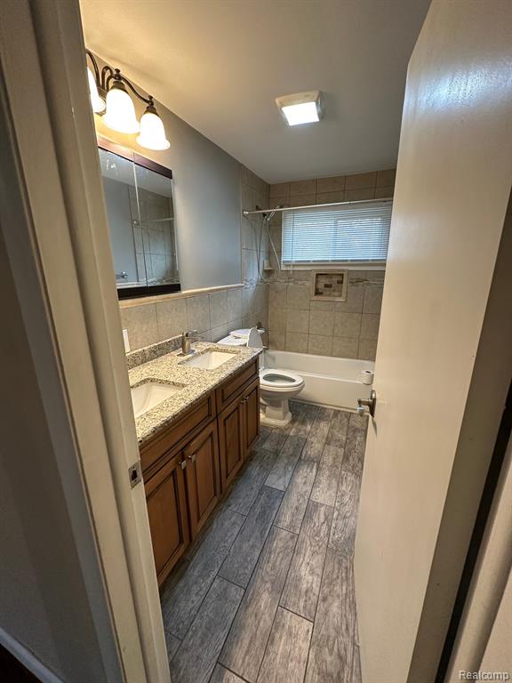 5026 FRANKWILL Avenue, Clarkston, MI — Photo 10