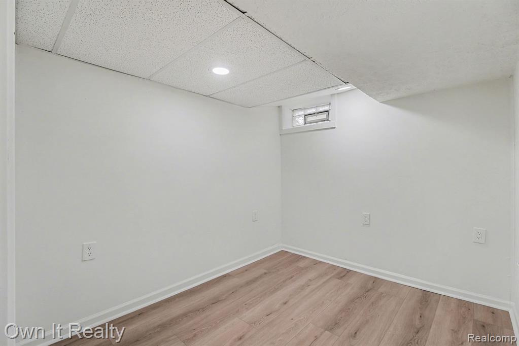 20242 Steel Street, Detroit, MI 48235 — Photo 21