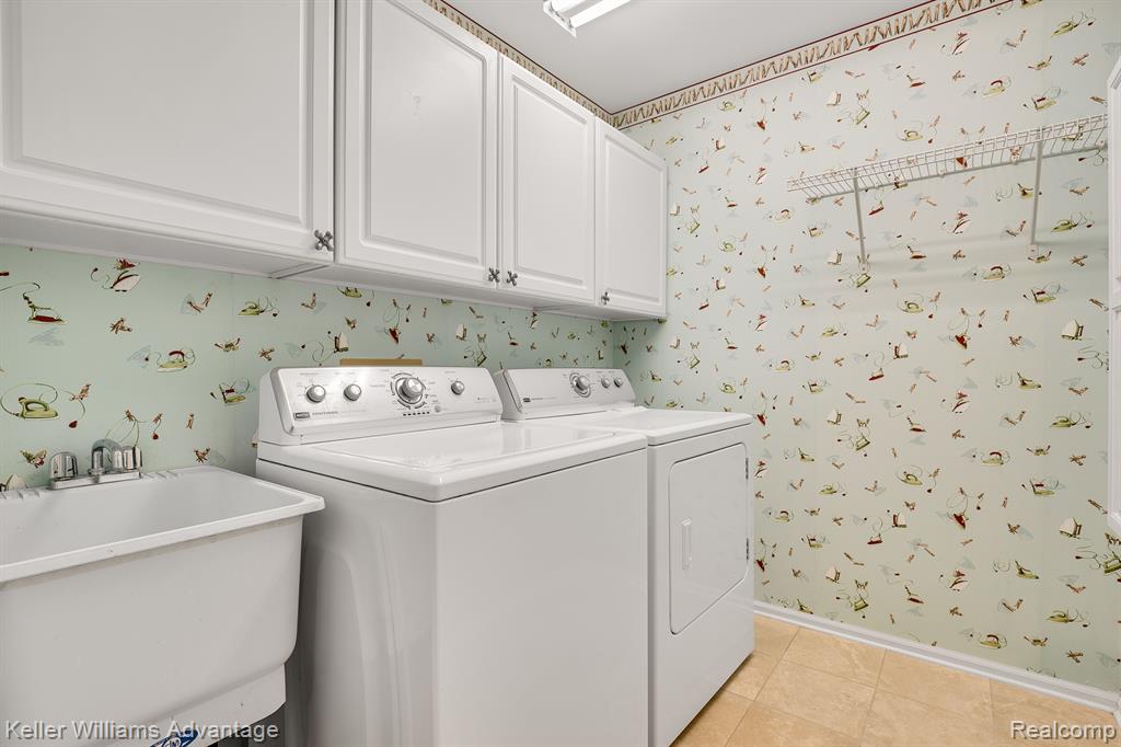 39438 VILLAGE RUN Drive, Northville, MI 48168 — Photo 27