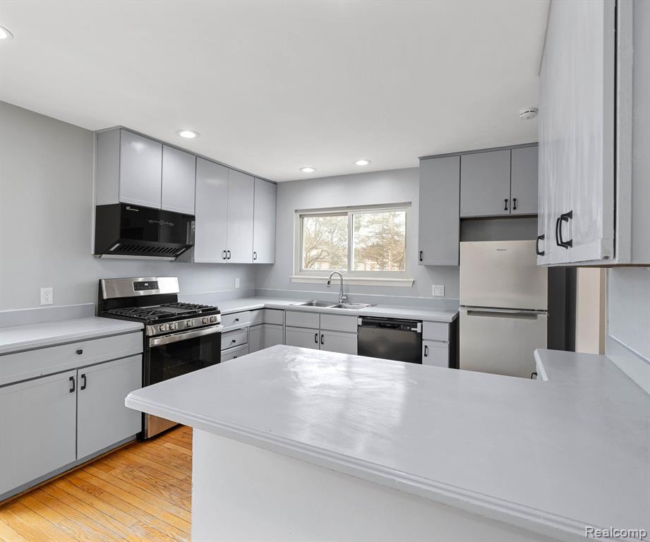 44359 REGIS, Canton, MI 48187 — Photo 14