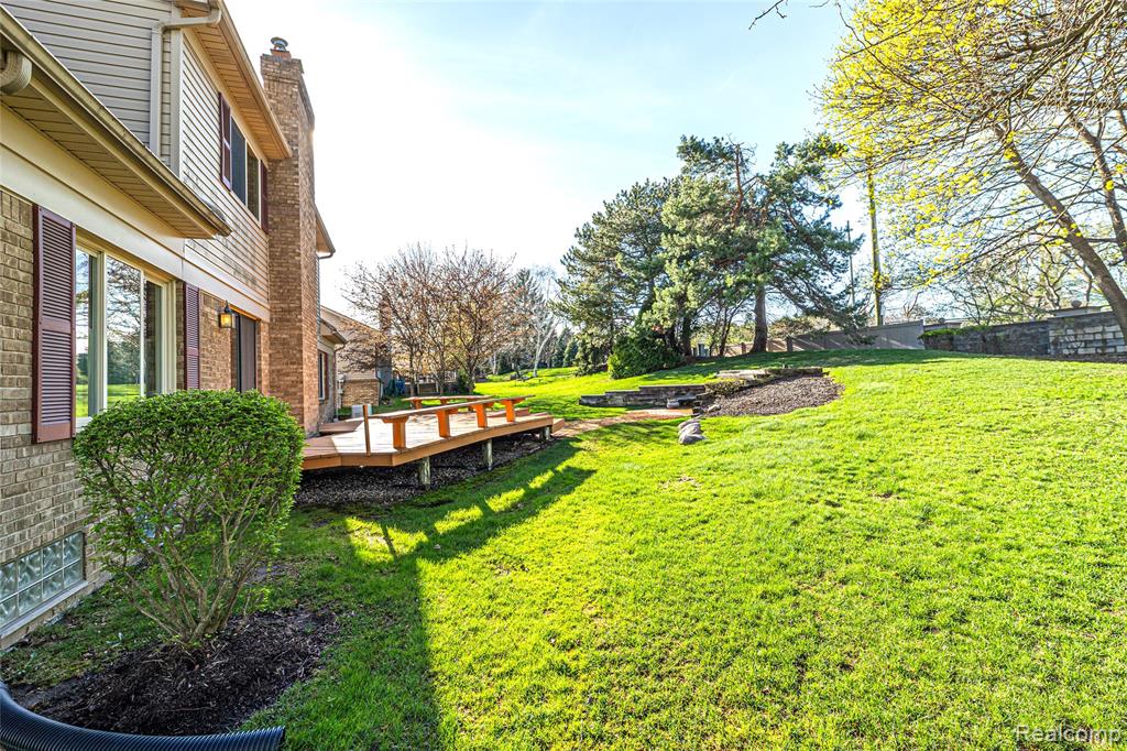 897 Augusta Drive, Rochester Hills, MI 48309 — Photo 4