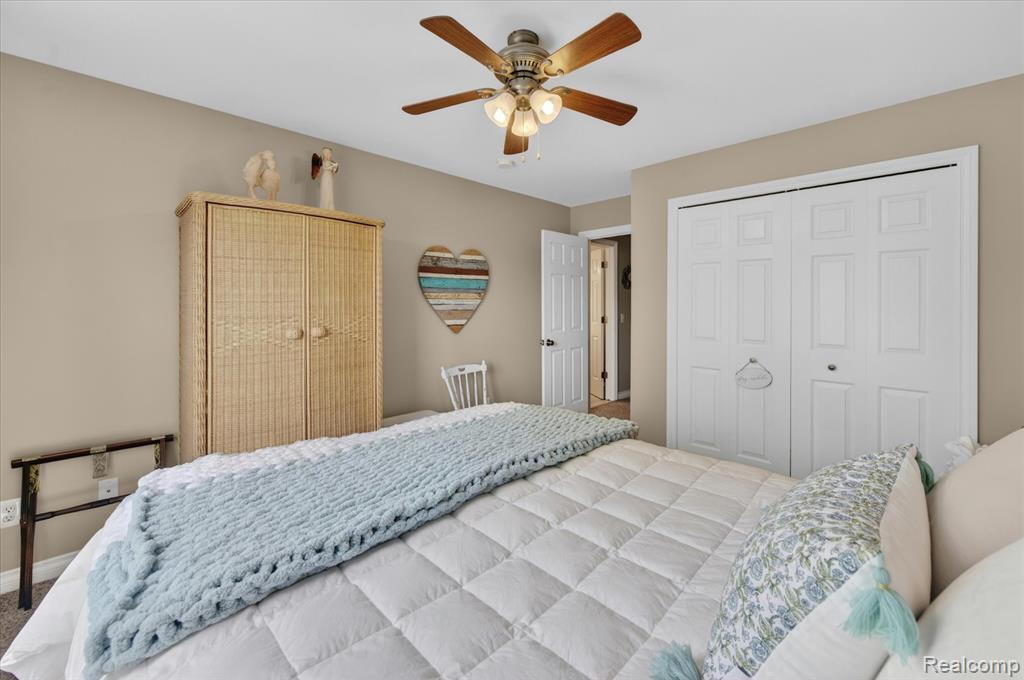 8746 N Hills Court, Howell, MI 48843 — Photo 25
