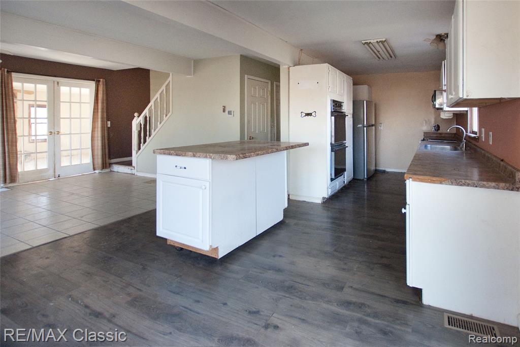 1315 W Marr Road, Howell, MI 48855 — Photo 9