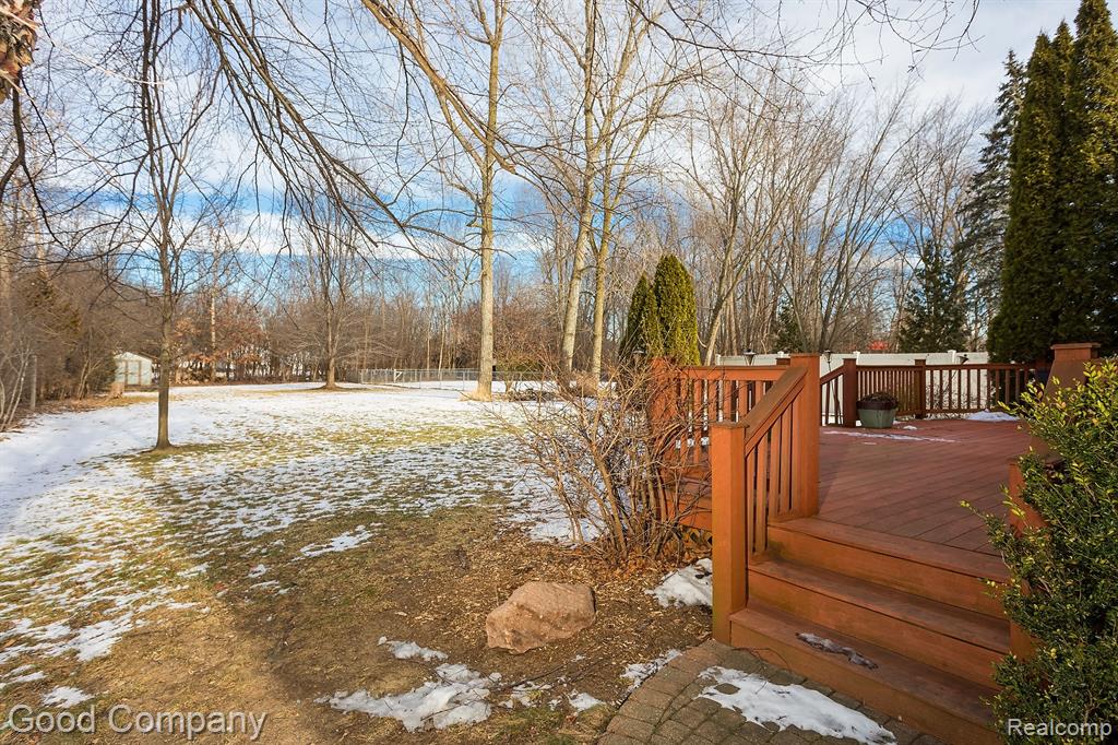 883 VANDERPOOL Drive, Troy, MI 48083 — Photo 47