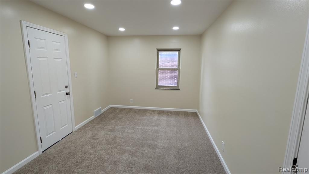 8537 Cheyenne Street, Detroit, MI 48228 — Photo 14