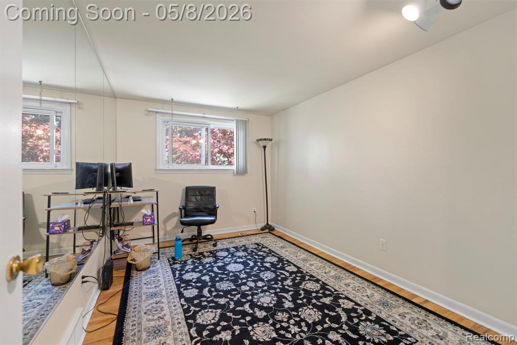 8130 Ravine Drive, Westland, MI — Photo 20