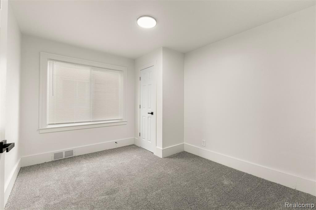 6463 Payne Avenue, Dearborn, MI 48126 — Photo 25