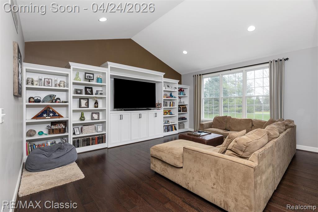 50282 Langley Drive, Novi, MI — Photo 21