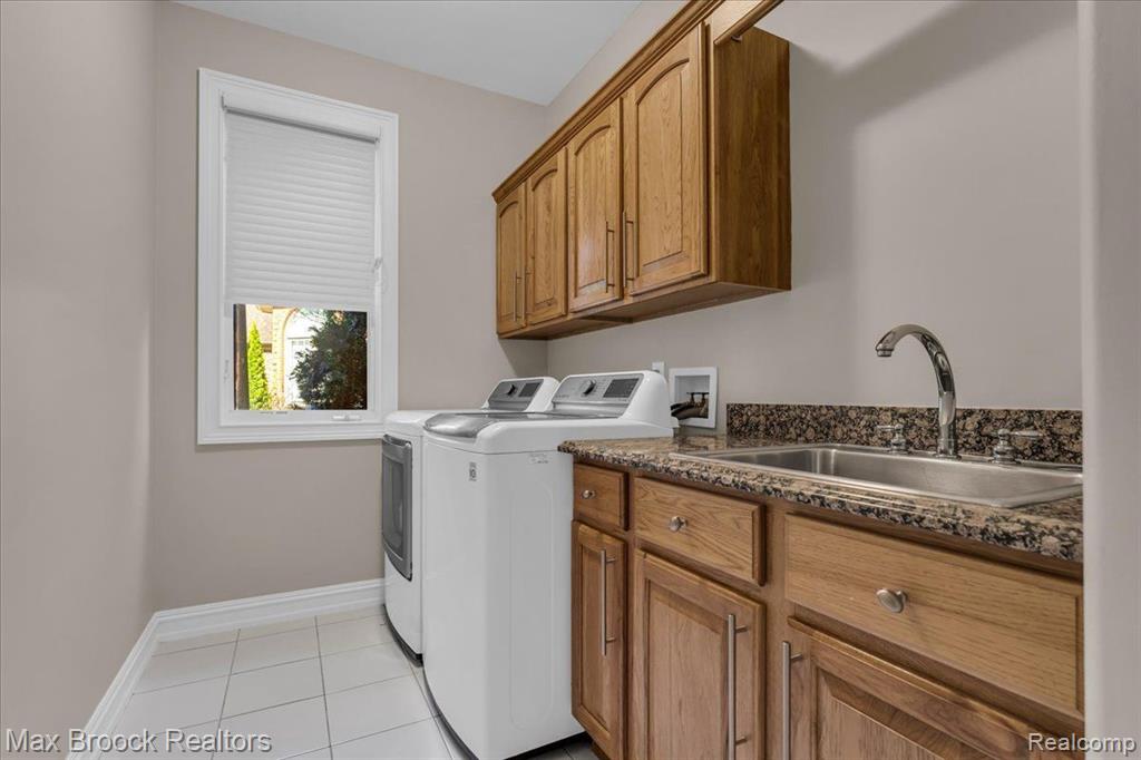 6462 W OAKS Drive, West Bloomfield, MI 48324 — Photo 24