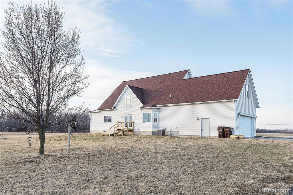 2611 Toben Road, Carleton, MI 48117 — Photo 8