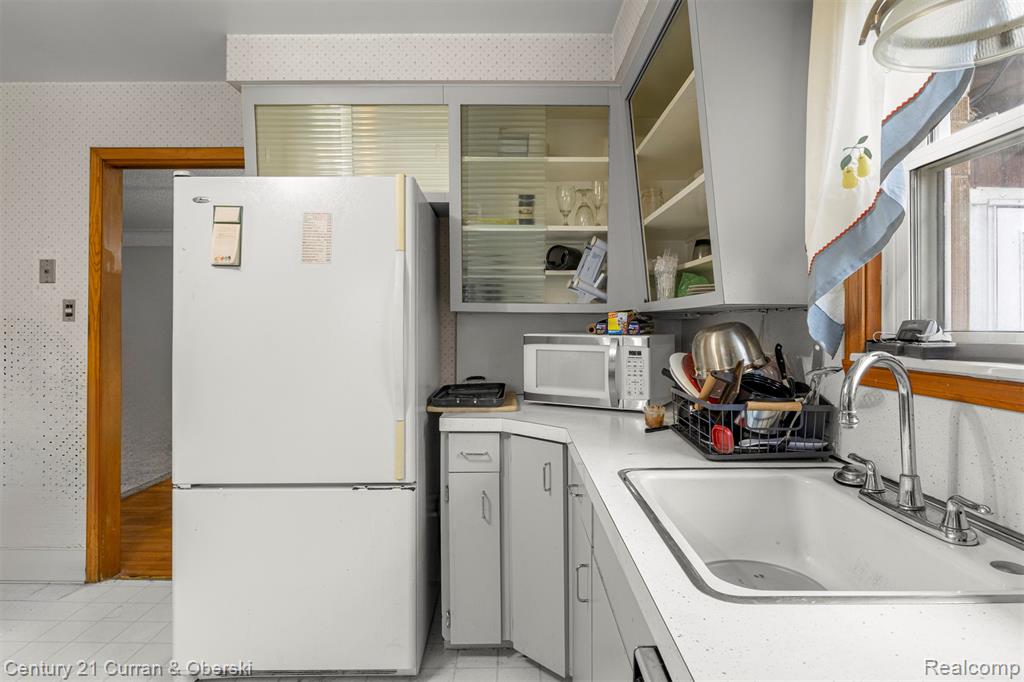 14050 Garfield, Redford, MI 48239 — Photo 16