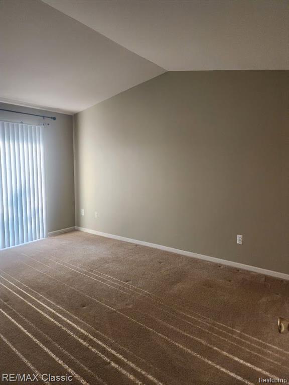 44275 PRINCETON Drive, Clinton Twp, MI 48038 — Photo 16