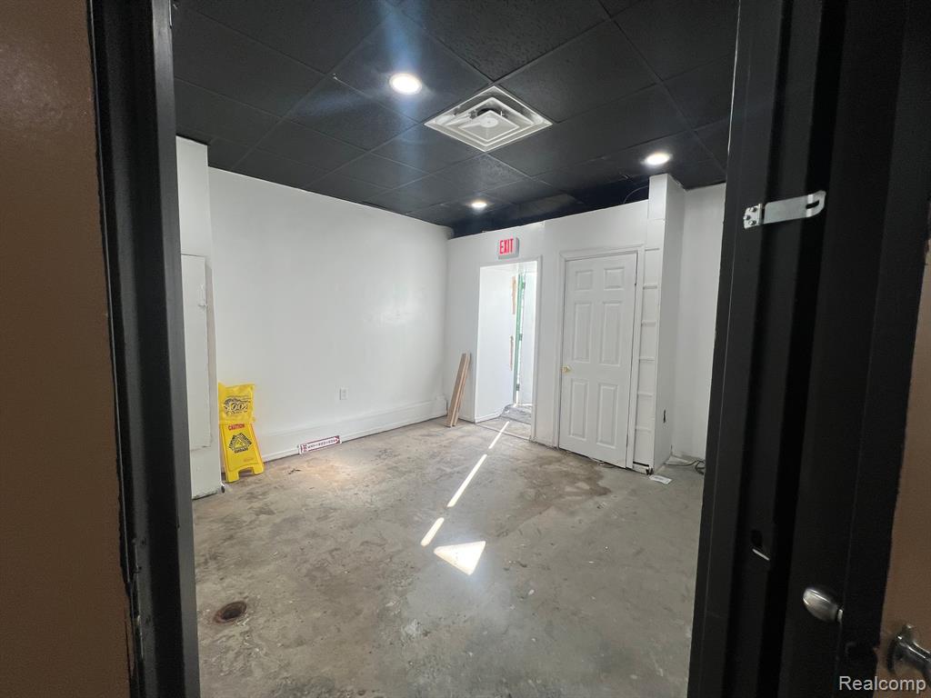 13837 Conant Street, Hamtramck, MI, 48212