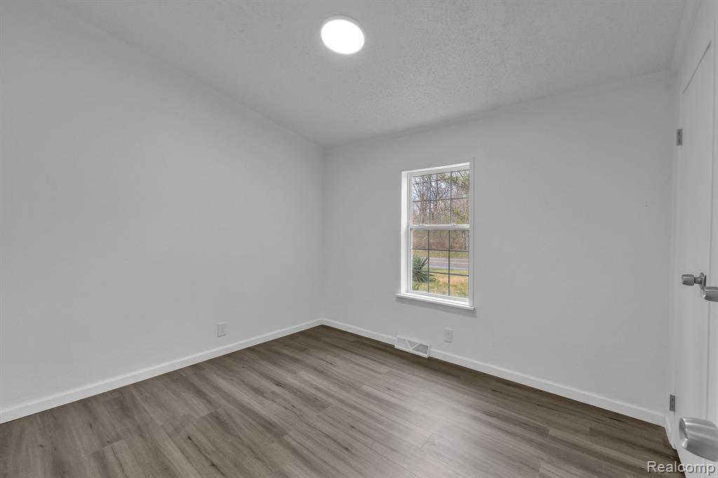 36085 Wick Road, Romulus, MI 48174 — Photo 36