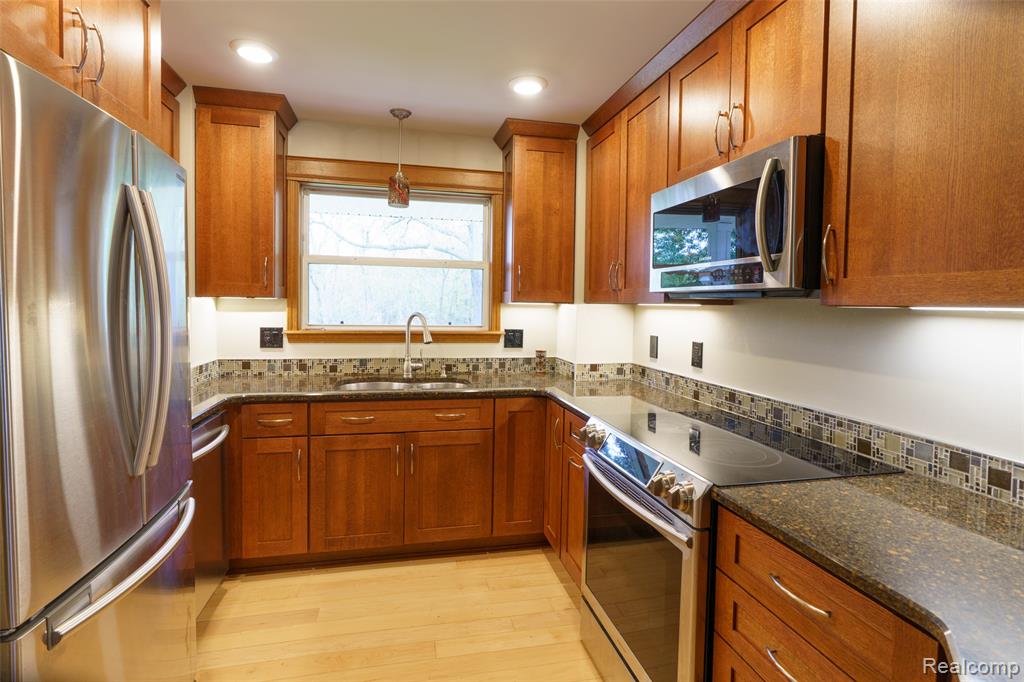 3410 Hogback Road, Fowlerville, MI 48836 — Photo 11