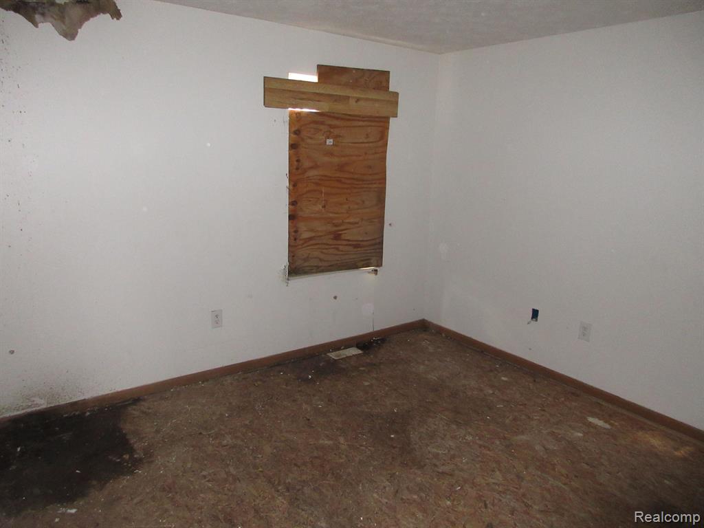 4429 HARDING Street, Detroit, MI 48214 — Photo 9