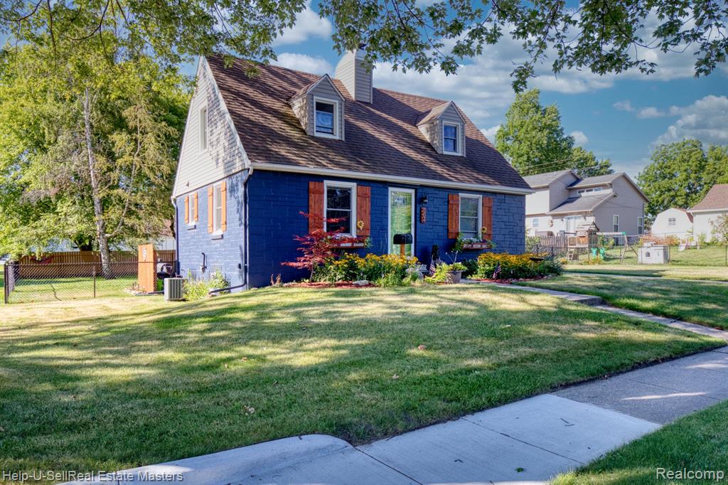 504 Garfield Street, Port Huron, MI 48060 — front exterior