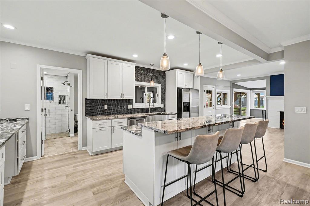 1430 Rossdale Drive, Waterford, MI 48328 — Photo 5