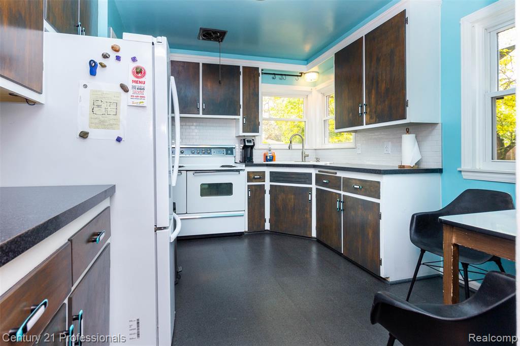 25009 Donald, Redford, MI 48239 — Photo 10