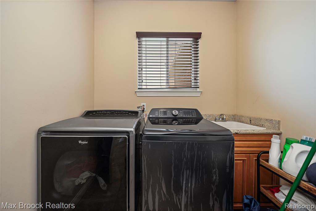 5142 Trailwood Lane, Warren, MI 48092 — Photo 30