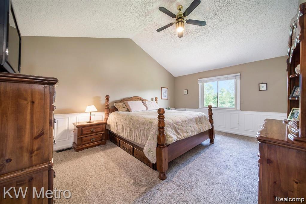 6886 Vail Court, Clarkston, MI 48348 — Photo 6