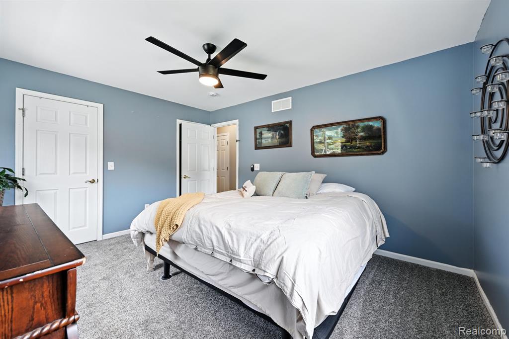 9520 Timber Ridge Drive, Grand Blanc, MI 48439 — Photo 5