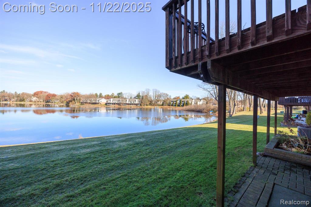 7121 Bluewater Drive, Clarkston, MI 48348 — Photo 29