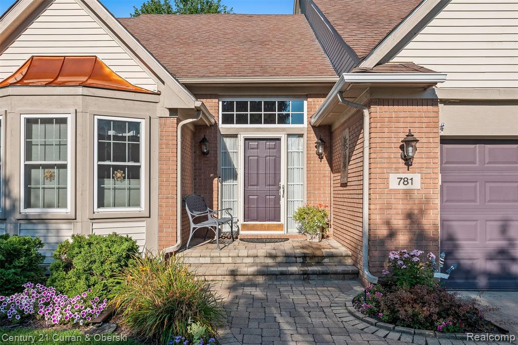 781 Pheasant Run West Drive, Wixom, MI 48393 — Photo 2