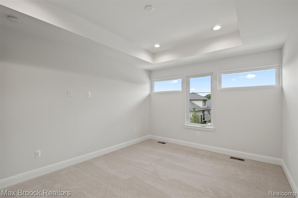 7477 Gramercy Circle, 17, West Bloomfield, MI — Photo 25