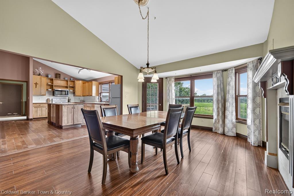 8175 Farley Road, Pinckney, MI 48169 — Photo 12