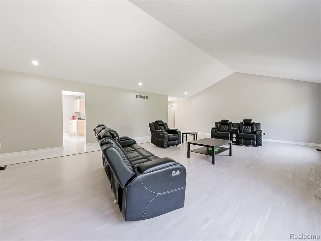 49202 Cheshire Lane, Canton, MI 48187 — Photo 39