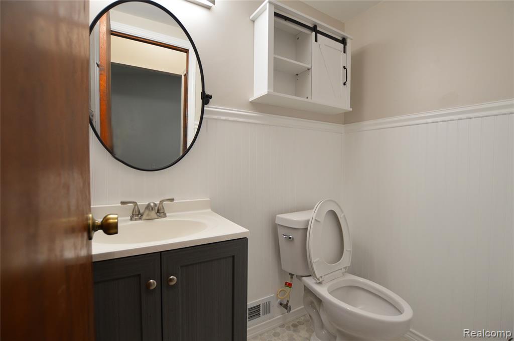 5200 Wishing Well Drive, Grand Blanc, MI 48439 — Photo 10