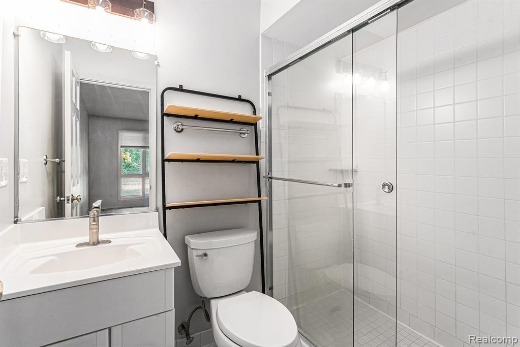 1090 Greenhills Drive, Ann Arbor, MI 48105 — Photo 17