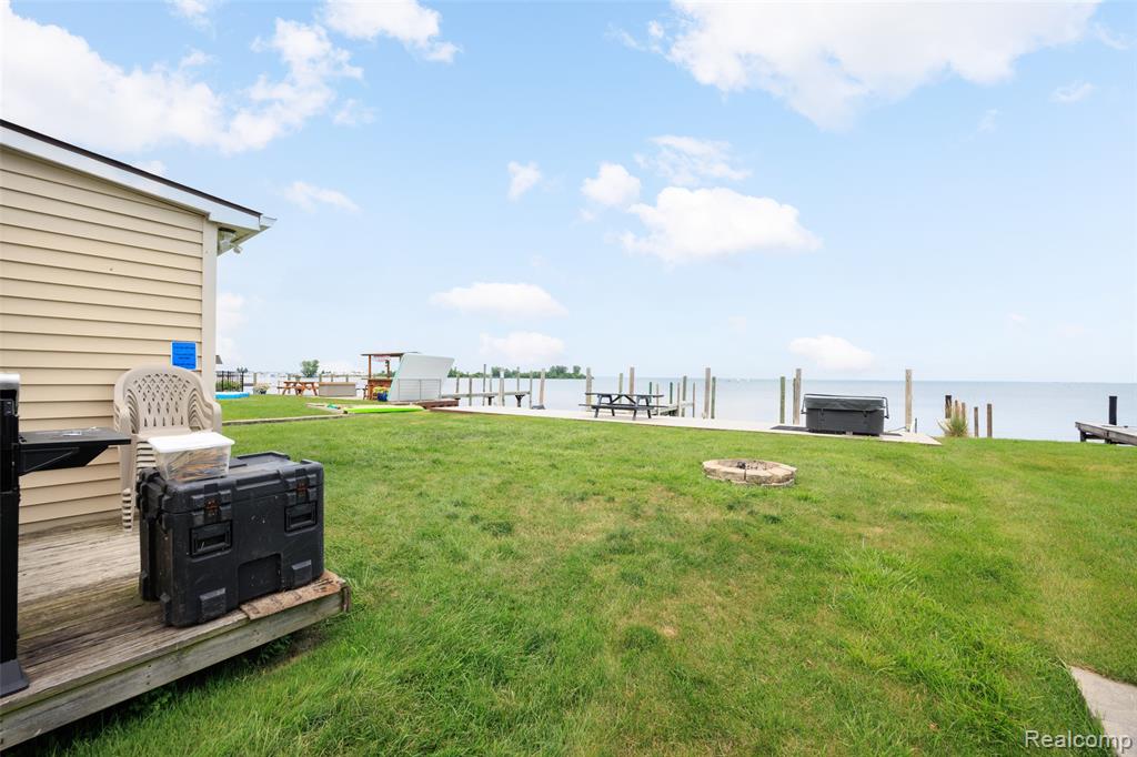 41260 Conger Bay Drive, Harrison Township, MI — Photo 24