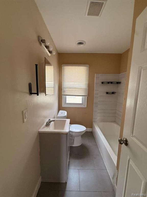 14500 Strathmoor Street, Detroit, MI 48227 — Photo 3