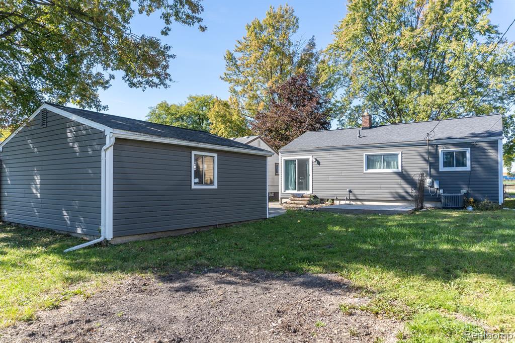 6530 HARRISON Street, Garden City, MI — Photo 2