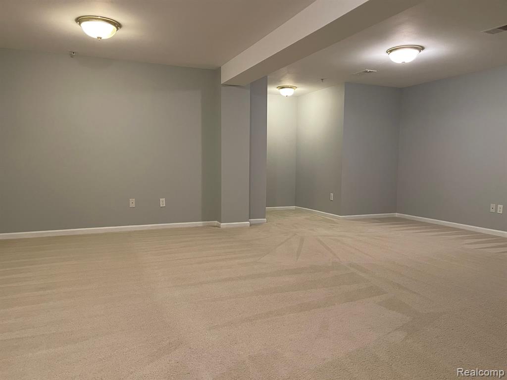 9102 ALEXA Drive, Walled Lake, MI 48390 — Photo 12