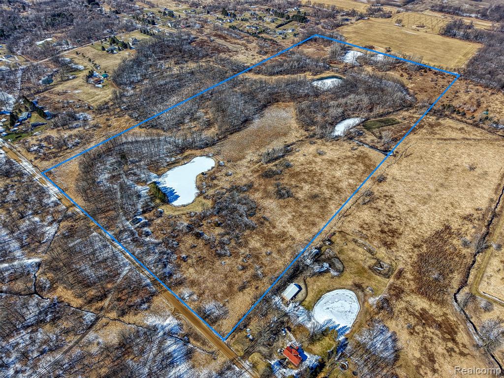 9800 Roberts Road, Gregory, MI 48137 — Photo 19