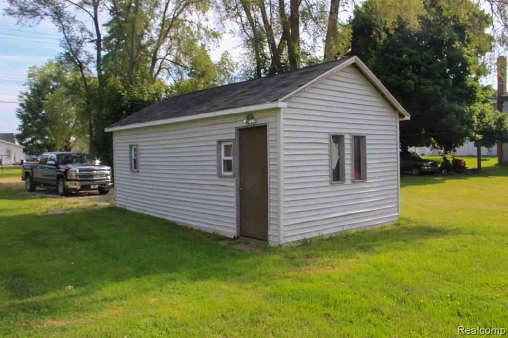 2167 E MAIN Street, Ubly, MI 48475 — Photo 5